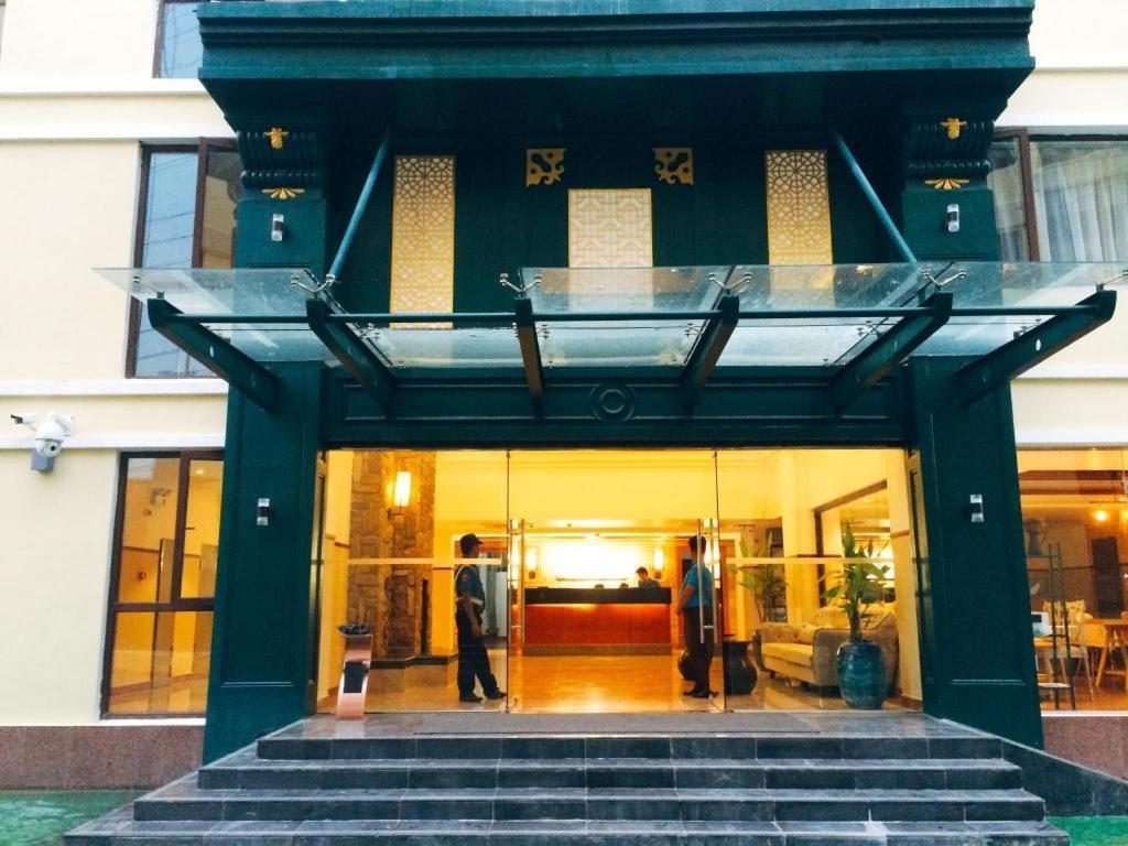 Sky City Hotel Vientiane Bagian luar foto