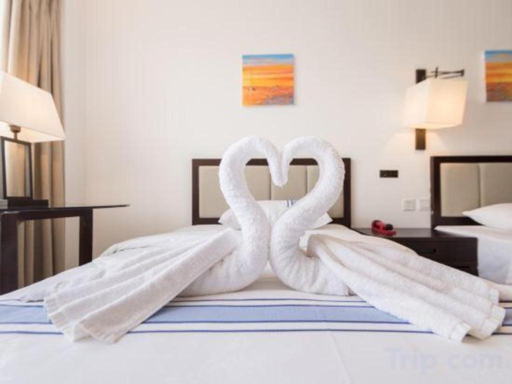 Sky City Hotel Vientiane Bagian luar foto
