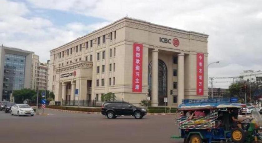 Sky City Hotel Vientiane Bagian luar foto